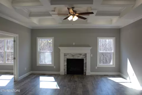 Living - 1127 Arrowhead Rd, Monterey, TN 38574 photo 1 of 3