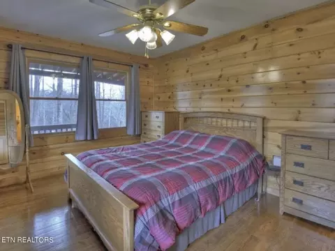 Bedroom - 570 Farner Rd, Farner, TN 37333 photo 2 of 5