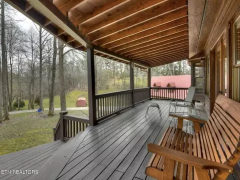 Exterior - 570 Farner Rd, Farner, TN 37333 photo 4 of 9