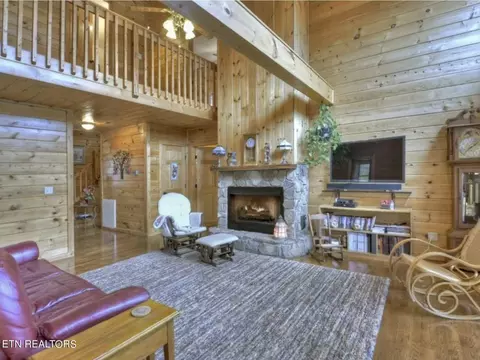 Living - 570 Farner Rd, Farner, TN 37333 photo 2 of 2