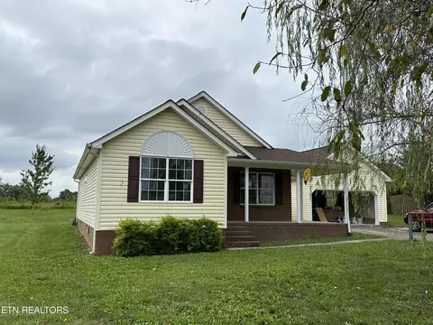 209 S Rolling Ridge Ln, Vonore, TN 37885