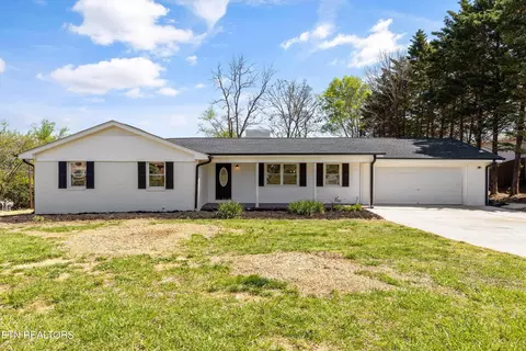 8248 Spruceland Rd, Powell, TN 37849