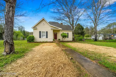 5820 Atkins Rd, Knoxville, TN 37918