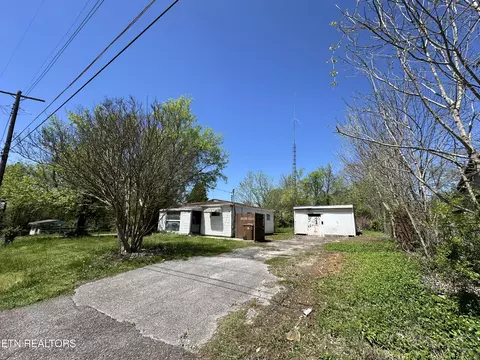 329 Avenue B, Knoxville, TN 37920