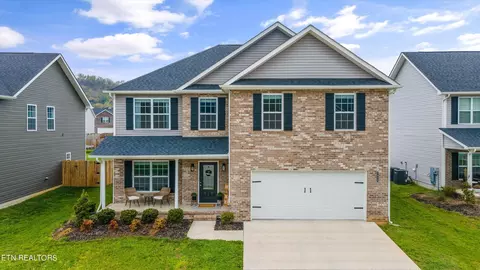 7930 Cambridge Reserve Dr, Knoxville, TN 37924