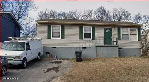 3839 Skyline Dr, Knoxville, TN 37914