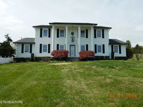 321 Mcfee Rd, Farragut, TN 37934