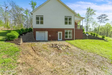 Exterior - 517 E Brushy Valley Dr, Powell, TN 37849 photo 14 of 18