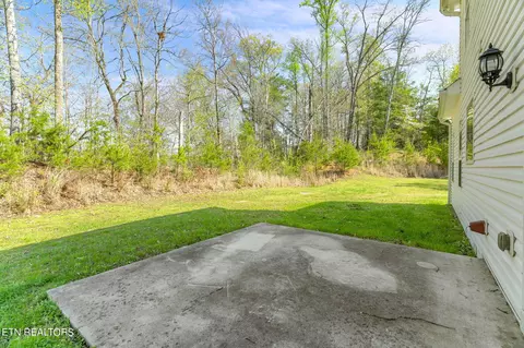 Exterior - 517 E Brushy Valley Dr, Powell, TN 37849 photo 12 of 18