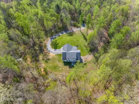 View/Area - 517 E Brushy Valley Dr, Powell, TN 37849 photo 8 of 9