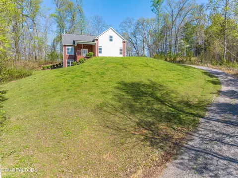 Exterior - 517 E Brushy Valley Dr, Powell, TN 37849 photo 16 of 18