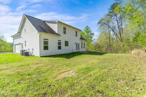 Exterior - 517 E Brushy Valley Dr, Powell, TN 37849 photo 10 of 18