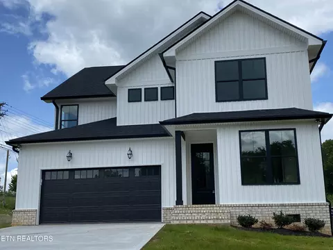 10637 High Meadow Dr, Knoxville, TN 37932