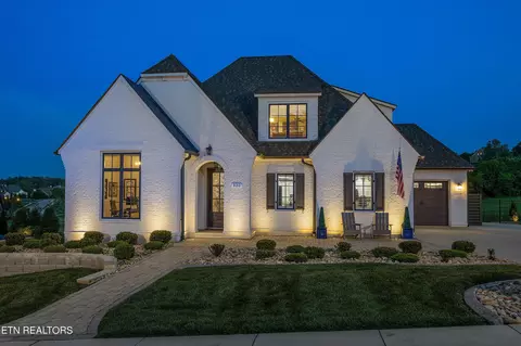 520 Larksong Dr, Knoxville, TN 37934