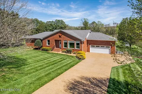 170 S Dry Valley Rd, Cookeville, TN 38506