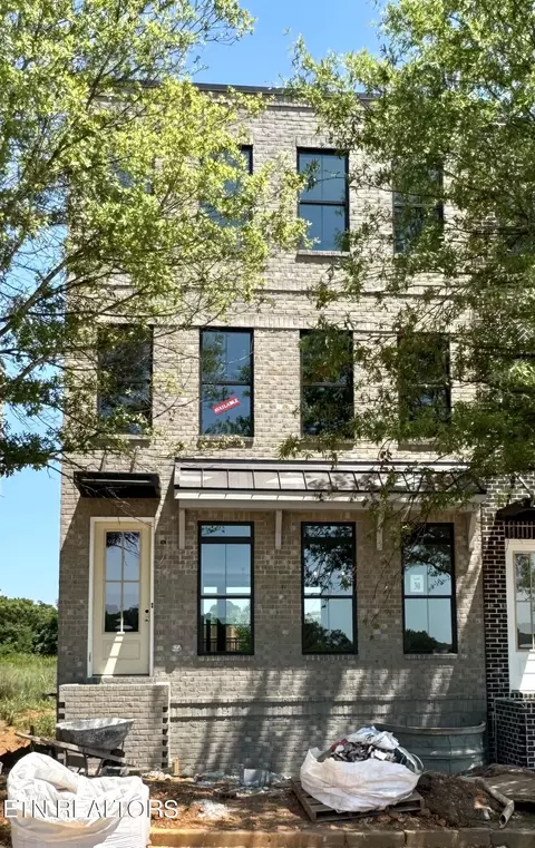1816 Thunderhead Rd, Knoxville, TN 37922