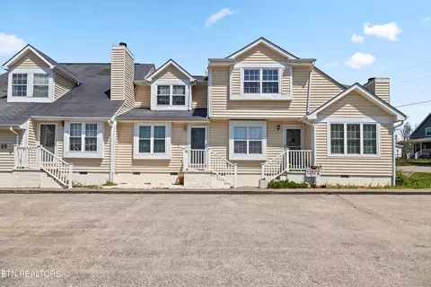 633 Vose Rd #F, Alcoa, TN 37701