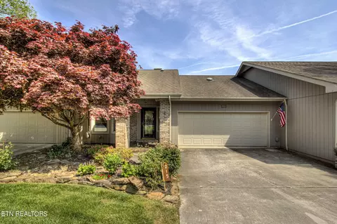 215 Bokoshe Cir, Loudon, TN 37774