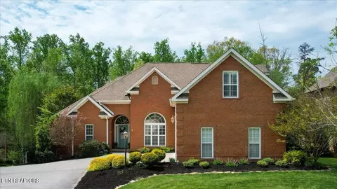 2247 Finley Cane Ln, Knoxville, TN 37932