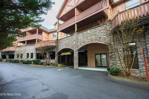 830 Golf View Blvd #3202, Pigeon Forge, TN 37863