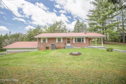 1262 Sharps Chapel Rd, Sharps Chapel, TN 37866