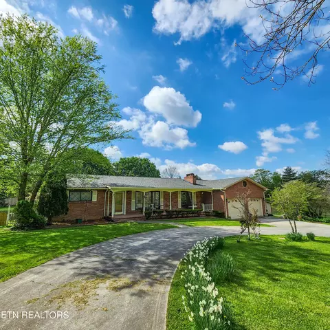 128 Tater Valley Rd, Luttrell, TN 37779