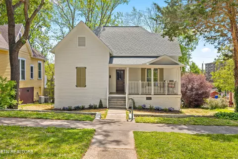 420 E Oklahoma Ave, Knoxville, TN 37917
