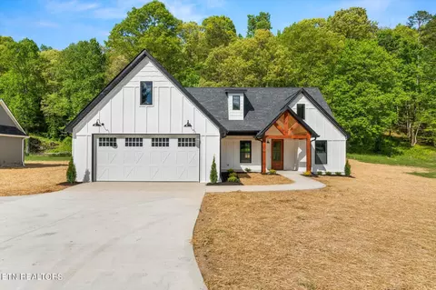 750 Hillvale Rd, Andersonville, TN 37705