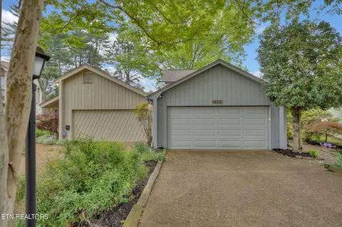 408 Lost Tree Ln, Knoxville, TN 37934