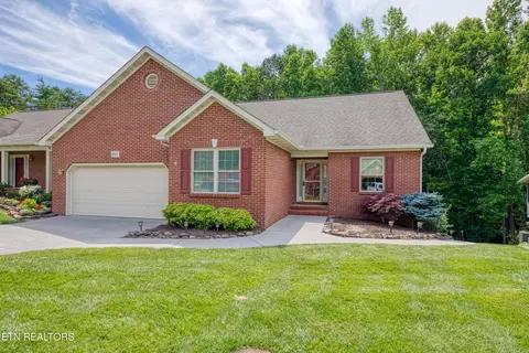 3025 Ginnbrooke Ln, Knoxville, TN 37920