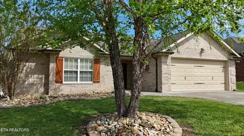 7625 Preston View Dr, Corryton, TN 37721