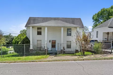 400 W 5th Ave, Lenoir City, TN 37771