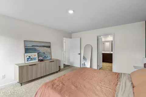 Bedroom - 813 Greene Meadow Dr, Talbott, TN 37877 photo 2 of 5