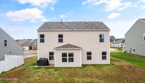 Exterior - 813 Greene Meadow Dr, Talbott, TN 37877 photo 5 of 5