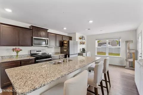 Kitchen - 813 Greene Meadow Dr, Talbott, TN 37877 photo 1 of 5