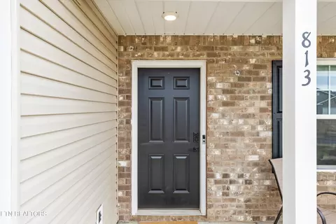 Entry Way - 813 Greene Meadow Dr, Talbott, TN 37877 photo 1 of 1
