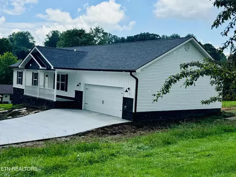 Gloria Drive, Tazewell, TN 37879
