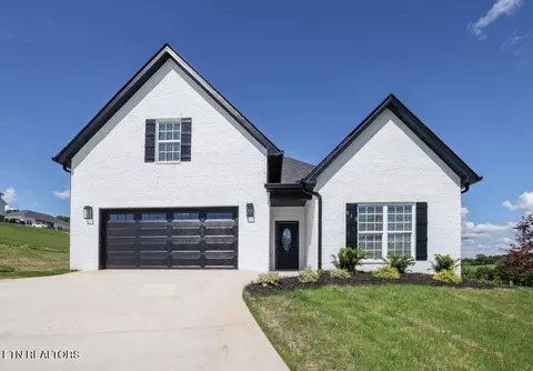 610 Farm Of The Smokies Way, Maryville, TN 37804