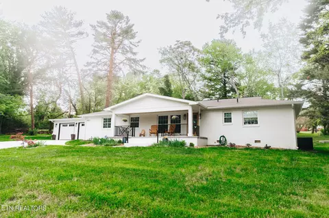 4003 Holston Hills Rd, Knoxville, TN 37914