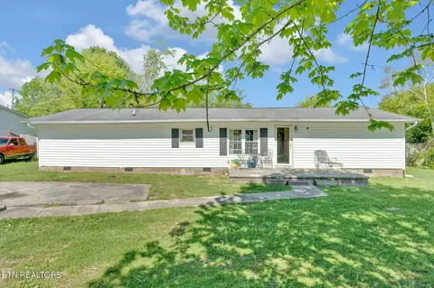 1110 Level Dr, Maryville, TN 37801