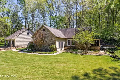 2569 Middlebrook Rd, Cookeville, TN 38506