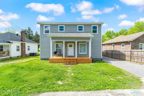 131 Pinedale St, Maryville, TN 37801
