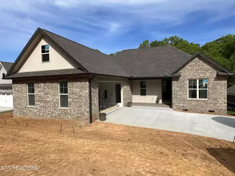 300 Nuhya Ln, Loudon, TN 37774