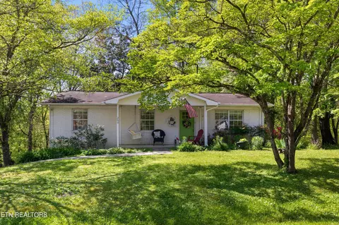 260 Hillcrest Dr, Caryville, TN 37714