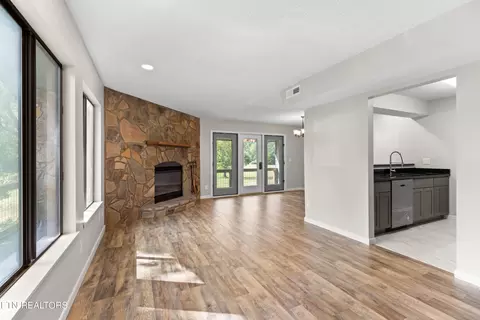 4164 Old Webb Creek Rd UNIT 6, Gatlinburg, TN 37738