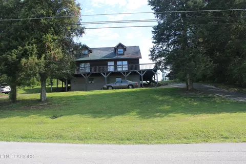 537 Indian River Boat Dock Rd, Jacksboro, TN 37757