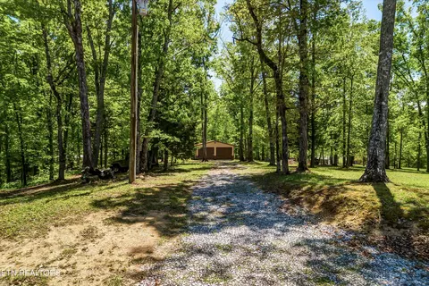 160 Cedar Pointe Ln, Maryville, TN 37801