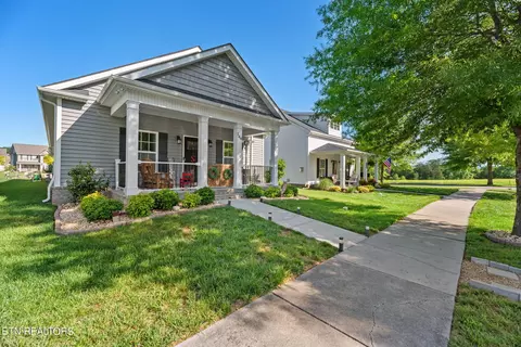 149 Hardinberry St, Oak Ridge, TN 37830