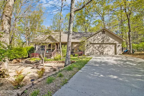 29 Overlook Ter, Crossville, TN 38558