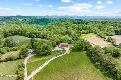 2159 Fairview Rd, Byrdstown, TN 38549